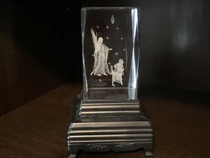 Angelo Spirituale Bambina Ragazzo Bambini Vetro Laser Base Fermacarte Luci Colorate - Foto 1 di 3