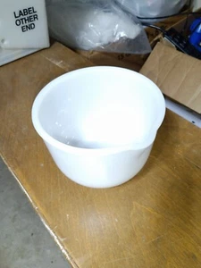 Glasbake für Sunbeam Vintage weiß Milchglas Rührschüssel mit Ausgießer 20 CJ - Bild 1 von 5