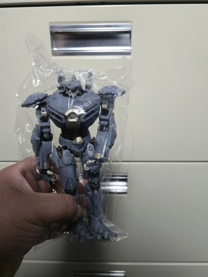 Figura de acción NECA Pacific Rim Jaeger Striker Eureka 7"  Foto 1 de 4