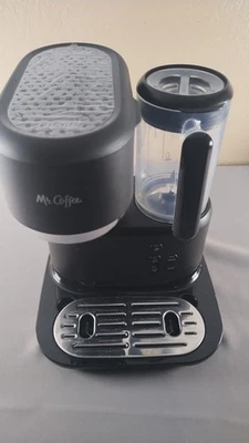 Cafetera helada y caliente Frappe de una sola porción Mr Coffee   Foto 1 de 4