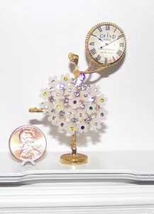 Neu! Schöne Puppenhaus Miniatur Ballerina Uhr im Maßstab 1:12 mit Glas Kuppel Mantel - Bild 1 von 10
