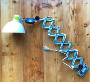 Alte Werkstatt Lampe DDR Scherenlampe Industrie-Design Bauhaus Schreibtisch TOP - Bild 1 von 7