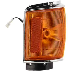 Right Corner Lamp Assembly w/ Chrome Trim Fits 1987-89 Toyota 4Runner TO2521121 - Picture 1 of 1