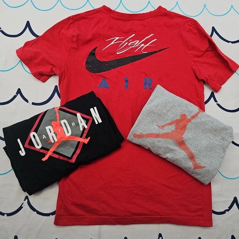 Nike Air Jordan Boys Lot Of 3 T-shirts Size XL - Image 1 of 4