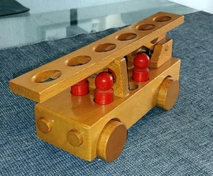 Holzfeuerwehr (Spiel Gut?) - Bild 1 von 4