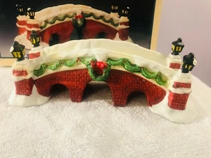 Christmas village accessory NOMA Dickensville brick lamp bridge MAX3822 - Picture 1 of 9