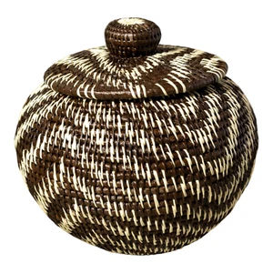 Gentle Waves Woven Basket With Top - Picture 1 of 13