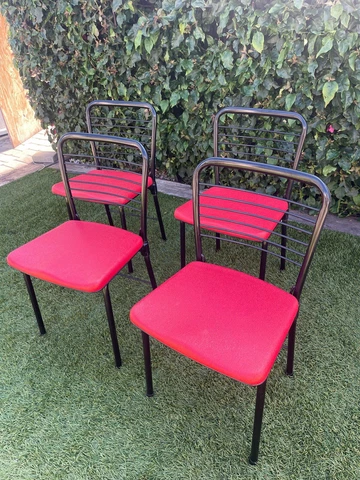 Vintage MCM Set Of 4 Cosco Gate Leg Red And Black Folding Chairs From 1955 Cover