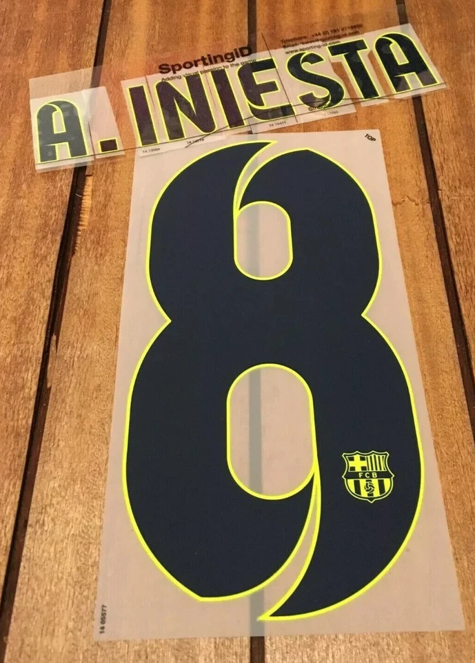 Authentic Barcelona Player Issue Name Set Iniesta Nameset 14/5 Auswärtstrikot - - Bild 1 von 1
