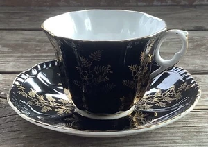 Gorgeous Royal Grafton Black & Gold Fine Bone China Tea Cup & Saucer England - Picture 1 of 8
