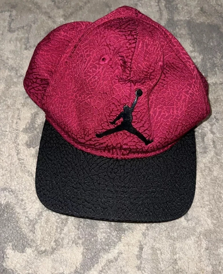 Air Jordan Jumpman 婴儿红色黑色可调节婴儿帽/帽 — 第 1/3 张图片
