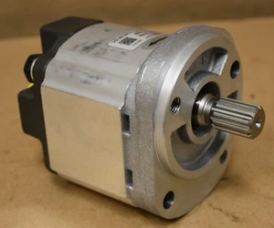 CGP-P11A032-5F/GC CHELSEA-PARKER GEAR PUMP (3349110068) ***NEW*** - Picture 1 of 6