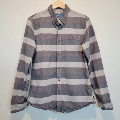 Adidas Skateboarding Button up Shirt Mens M Medium 3 Stripes - Image 1 of 4