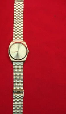 NIXON MINIMAL "THE TIME TELLER" MOD. RELOJ PULSERA A045 511 - NUEVO EN CAJA Foto 1 de 4
