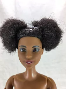 13 - BLE11 Made to Move Petite African American SEE PICS Barbie - Picture 1 of 10