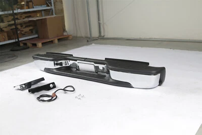 Complete Rear Step Bumper for 1999-2007 Chevy Silverado GMC Sierra 2500HD 3500  Foto 1 de 4