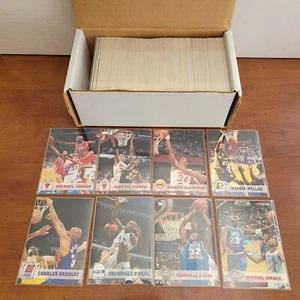 1993-94 NBA Hoops Basketball Complete Set #1-421 MINT - Zdjęcie 1 z 3
