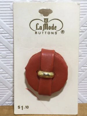 Vintage La Mode Large Rust Plastic Shank Button on Card 1-3/8" #2204 Holland - Image 1 of 3