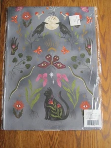 NEU Anthropologie Mystic Tischläufer grau 16"x90" Katzen Schlangen Krähen Pilze - Bild 1 von 16