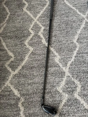 Hierro híbrido Cobra T-Rail 2021 9 para diestros varilla de grafito flexible regular 37" Foto 1 de 3