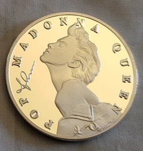 Madonna Silber Münze Sänger Autogramm alt Queen of Pop Music Britney Vintage USA - Bild 1 von 21