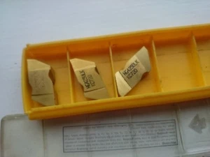 3 Kennametal top notch grooving tips NG 4250 LK grade K720 ( NG4250LK NG 4250LK - Picture 1 of 2