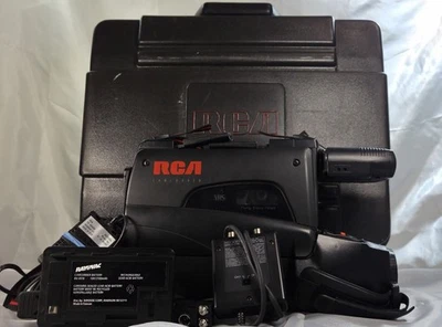 Vintage WORKING RCA CC417 VHS Camcorder - Complete with Case & Accessories! - Image 1 of 4