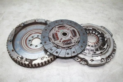 Schwungrad Schwungscheibe Druckplatte 302103950R Renault Clio 4 Bj.15 - Bild 1 von 4