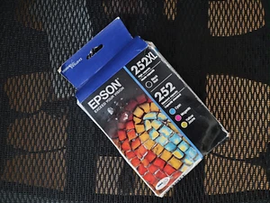 SET ORIGINALE 2022 EPSON #252XL / 252 INCHIOSTRO T252 WORKFORCE WF-3620 WF-7610 7720 Guarnizione - Foto 1 di 1