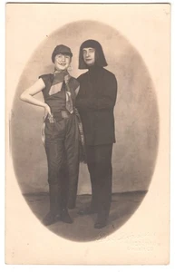 Friedenau Mann Frau im Kostüm Karneval Travestie Crossdressing ~1920 QUEER - Picture 1 of 2