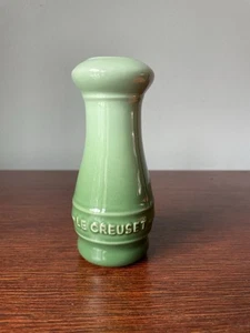 Le Creuset Green Ombre Pepper Shaker - Picture 1 of 14