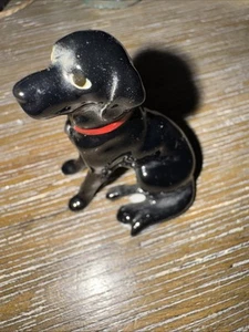 Hagen Renaker Miniature Labrador Retriever Dog - Picture 1 of 11