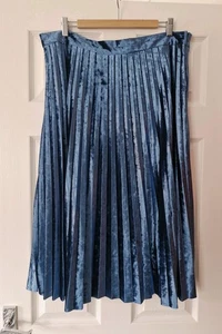 M&S Marks dunkelmarineblauer Faltenrock UK18 W40" Midi neu ohne Etikett Velours Herbst  - Bild 1 von 4