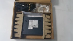 New(OLD STOCK) Juniper Networks SRX-100 Services Gateway Firewall SRX100H2 - Picture 1 of 11