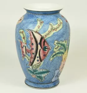 Precioso jarrón vintage de cerámica azul pez tropical con textura brillante - Imagen 1 de 4
