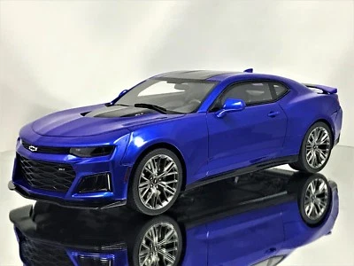 GT Spirit Chevy Chevrolet Camaro ZL1 2017 Hyper Blue Resin Model Car 1:18 - Image 1 of 4