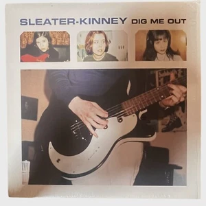Sleater-Kinney Dig Me Out LP, 1997 First Edition OOP Vinyl, Kill Rock Stars - Picture 1 of 8