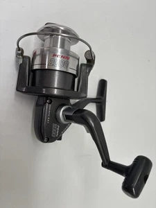 Penn 2000 Power Graph Gear Ratio 5.2:1 Fishing Spinning Reel Made In Japan - Picture 1 of 9