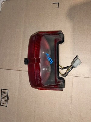 85 雅马哈 FJ1100 尾灯尾灯后灯 — 第 1/4 张图片