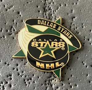 Dallas Stars Puck & Star NHL Hockey Pin - Bild 1 von 2