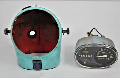 Estuche velocímetro y faros Yamaha 122-83510-30 122-84130-00-35 OEM P4177 Foto 1 de 4