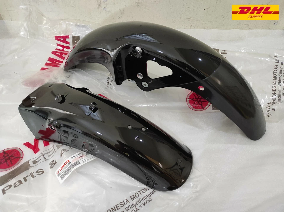 Yamaha RXK RXS RX115 RX135 RX King Front Rear Fender Mudguard Black Genuine - Image 1 of 4