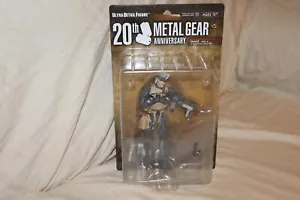 Medcom Metal Gear Solid 4 Snake Figure 20th Anniversary MGS4 ERROR? READ - Picture 1 of 8