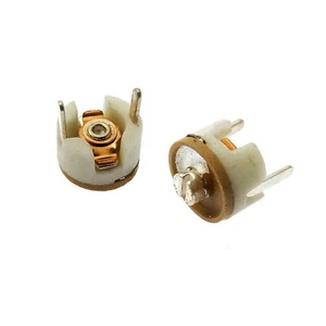 30 Stck. Keramik Trimmer Kondensator 2 - 8pF 200V 8 mm KT4-23 versilbert alter Lagerbestand - Bild 1 von 3