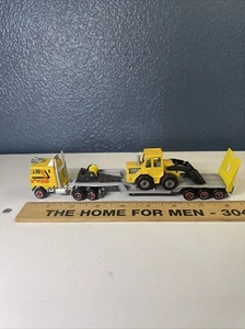 Majorette SUPER MOVERS 600 Series Semi Truck Lowboy & Loader 1:87 France Yellow - Picture 1 of 16