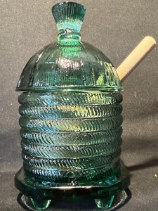 Dark Green Vaseline glass bee hive Honey pot mustard jar wood dipper uranium art - Picture 1 of 24