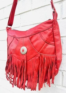 Nuevo Bolso Bandolera Hecho a Mano Cuero Rojo Reciclado Boho Western Chic - Imagen 1 de 6