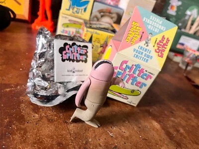 CRITTER SPLITTER Otto Kidrobot completo Jesse LeDoux completo Foto 1 de 3