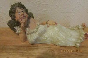 Retired Angel Figurine- Thelma - Picture 1 of 4
