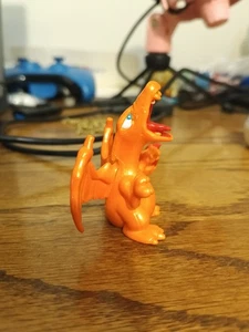 TOMY Pokémon Rare Orange Metallic Charizard Vintage Anime Figur - Bild 1 von 5